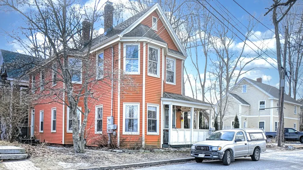 52 Ashmont Street Portland ME 04103