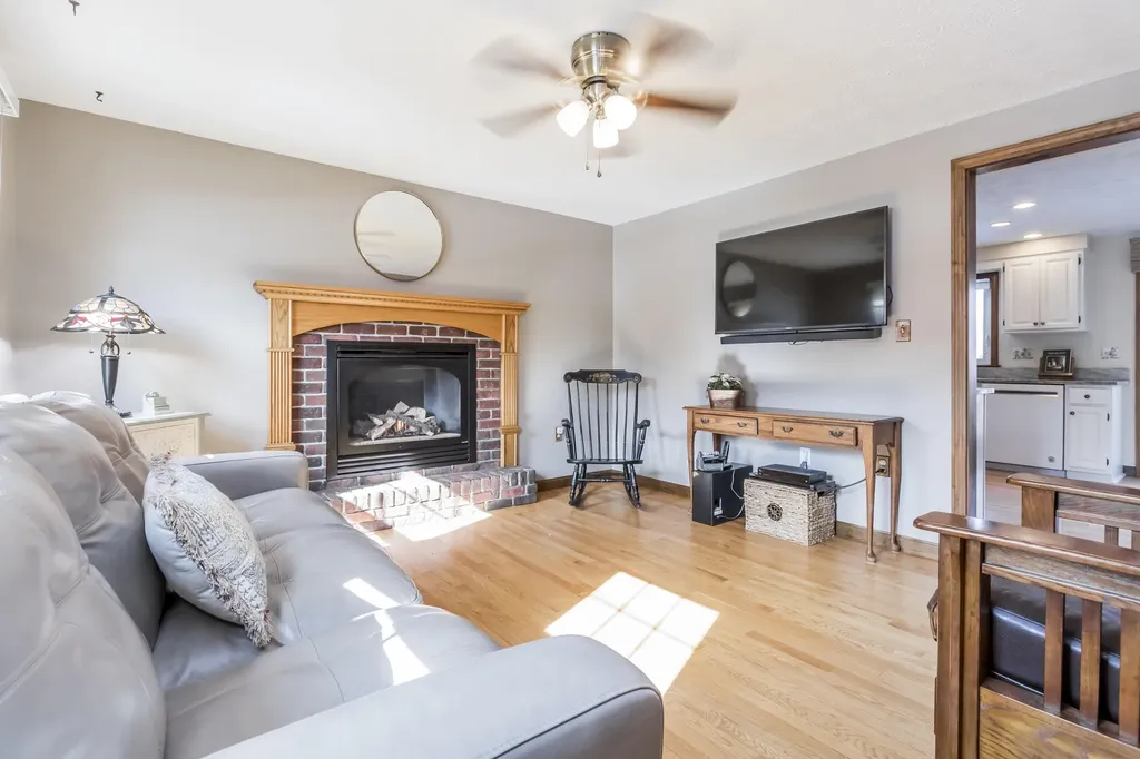89 Clapboard Road Portland ME 04103