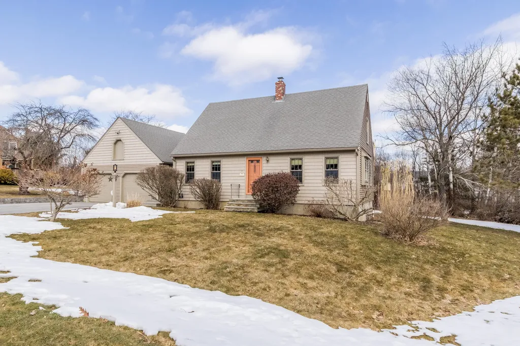 89 Clapboard Road Portland ME 04103