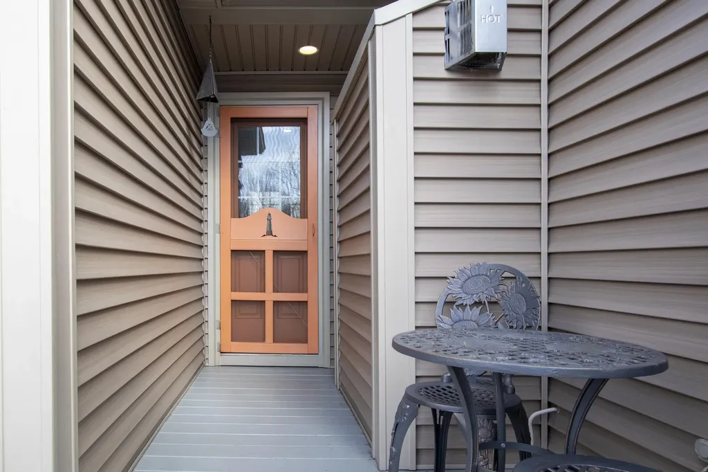 89 Clapboard Road Portland ME 04103