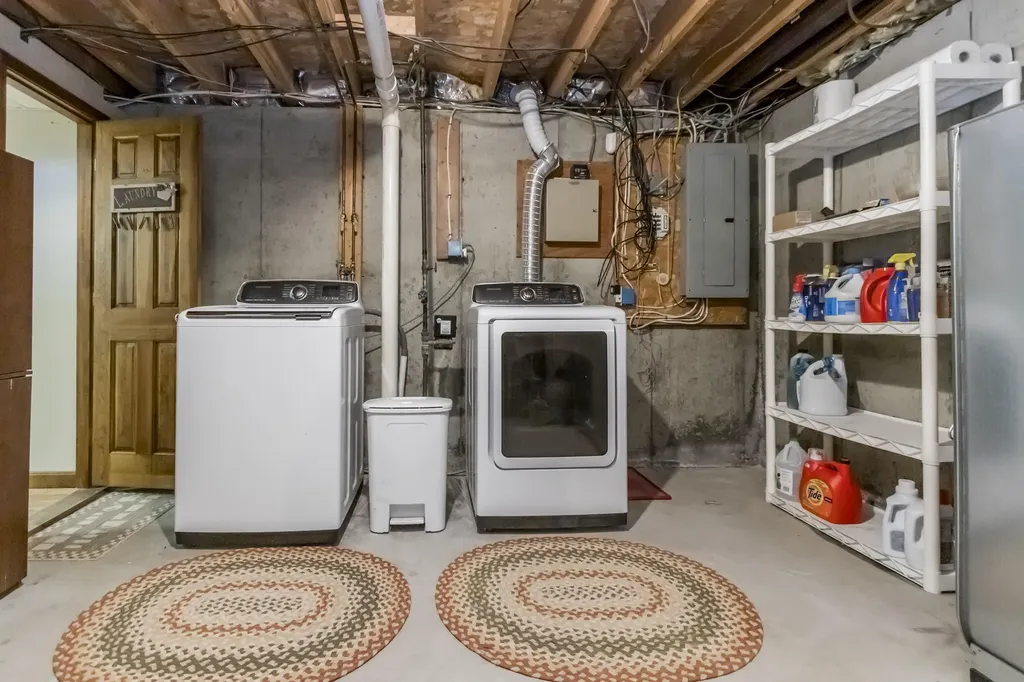 89 Clapboard Road Portland ME 04103