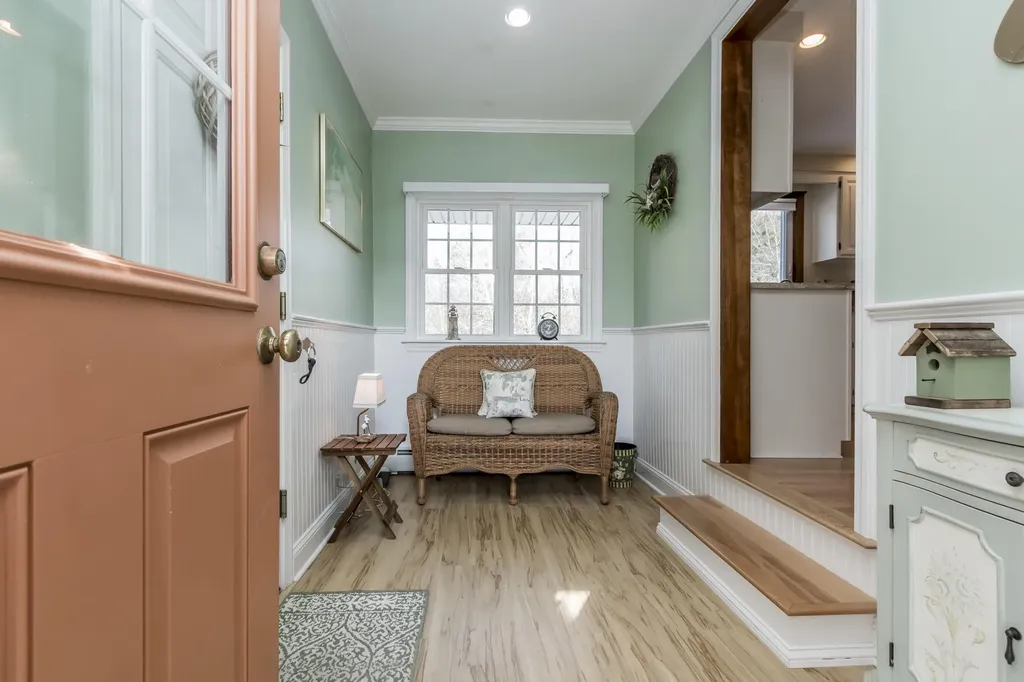 89 Clapboard Road Portland ME 04103
