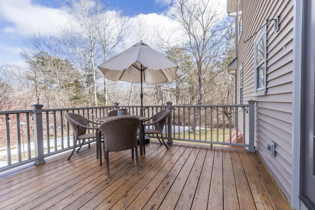 89 Clapboard Road Portland ME 04103