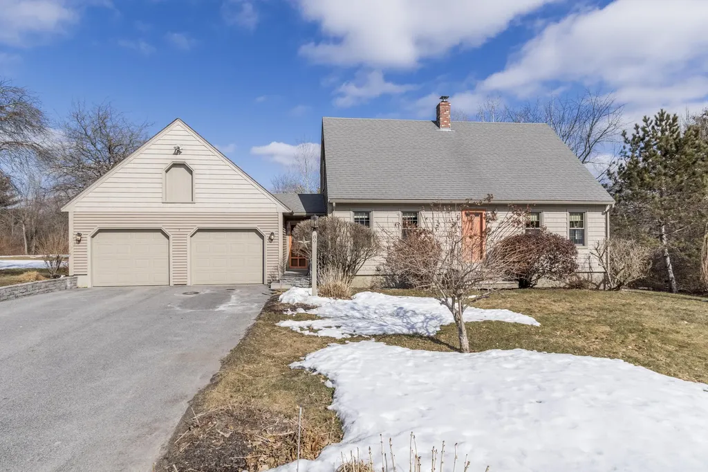89 Clapboard Road Portland ME 04103