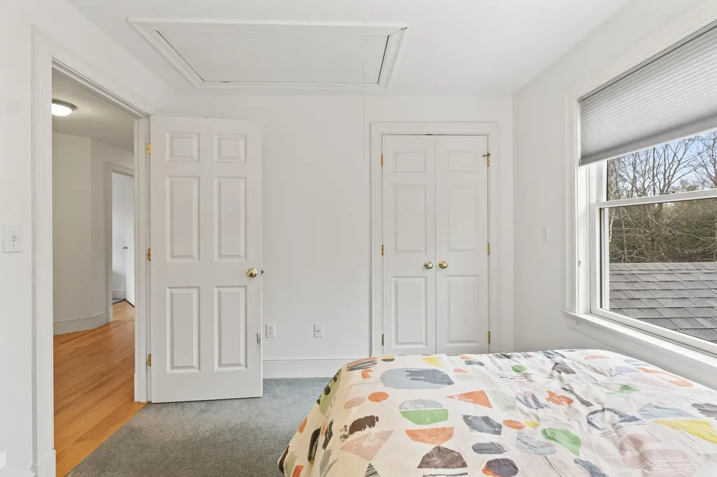 21 Cross Hill Road Cape Elizabeth ME 04107