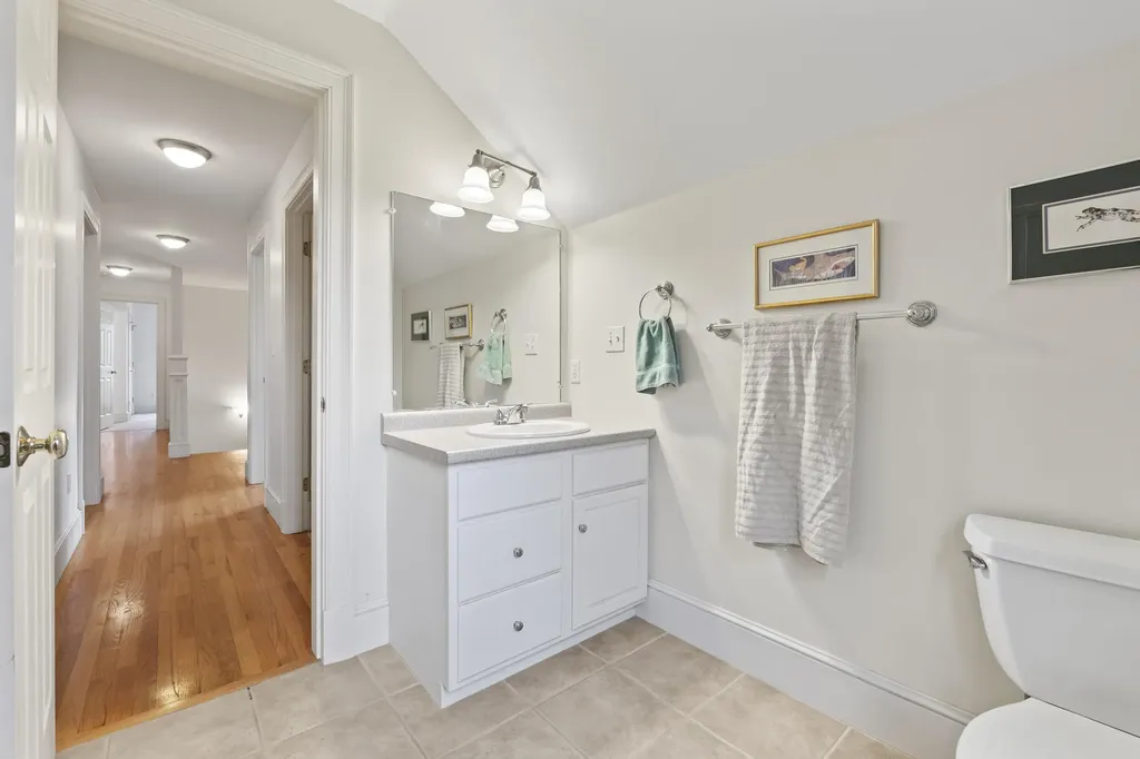 21 Cross Hill Road Cape Elizabeth ME 04107