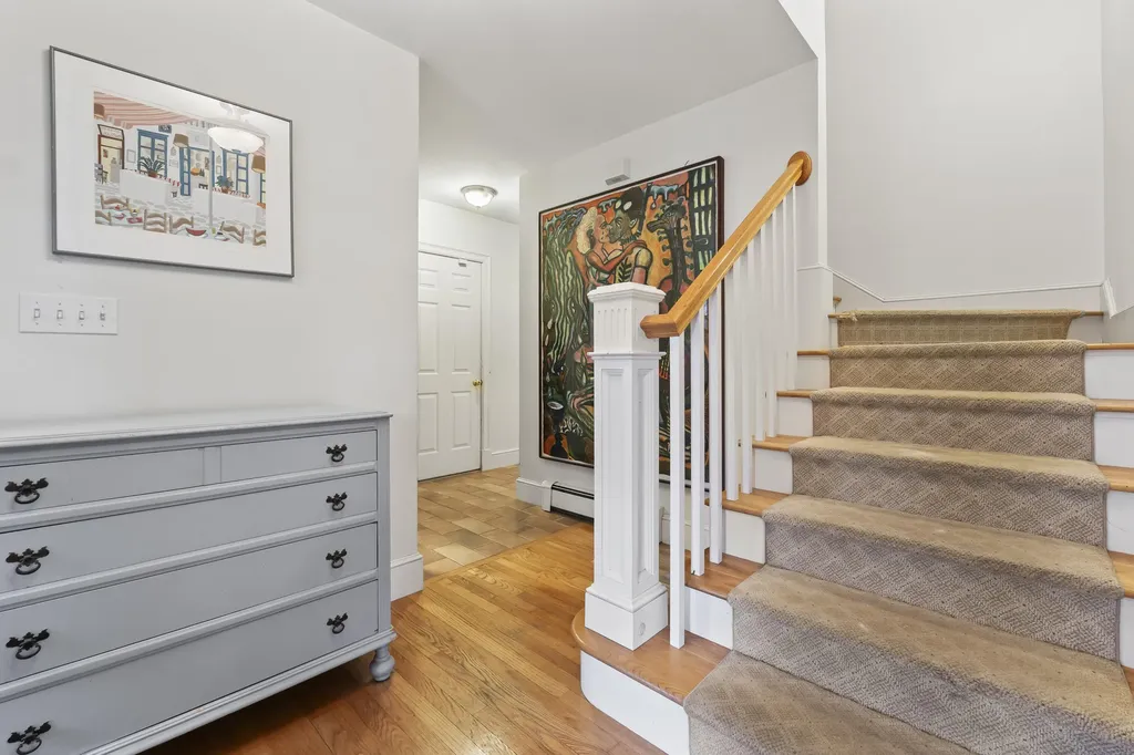 21 Cross Hill Road Cape Elizabeth ME 04107