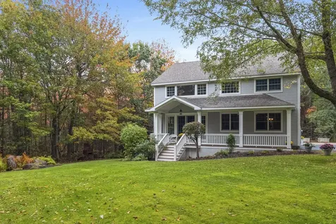 32 Mitchell Lane Thomaston ME 04861