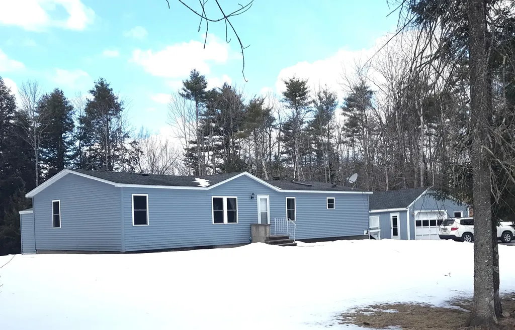 53 Harding Road Gorham ME 04038