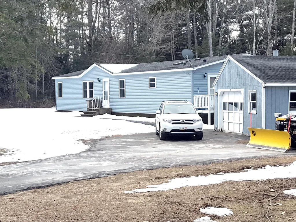 53 Harding Road Gorham ME 04038
