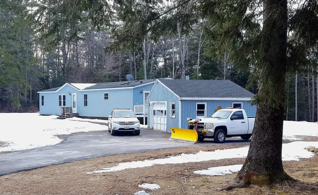 53 Harding Road Gorham ME 04038