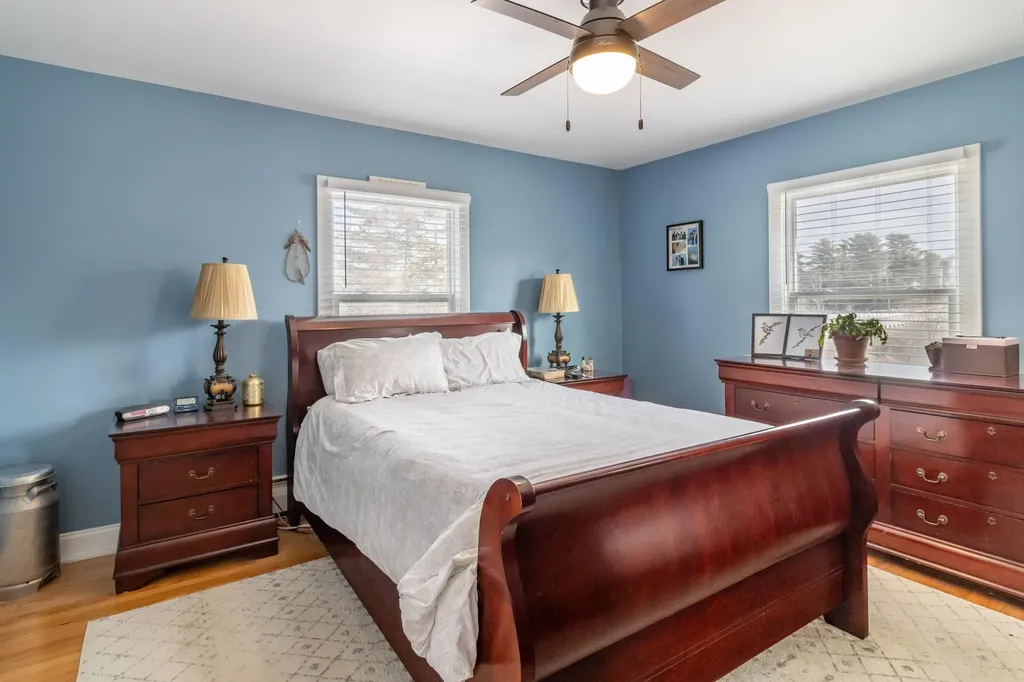 579 Western Avenue Hampden ME 04444