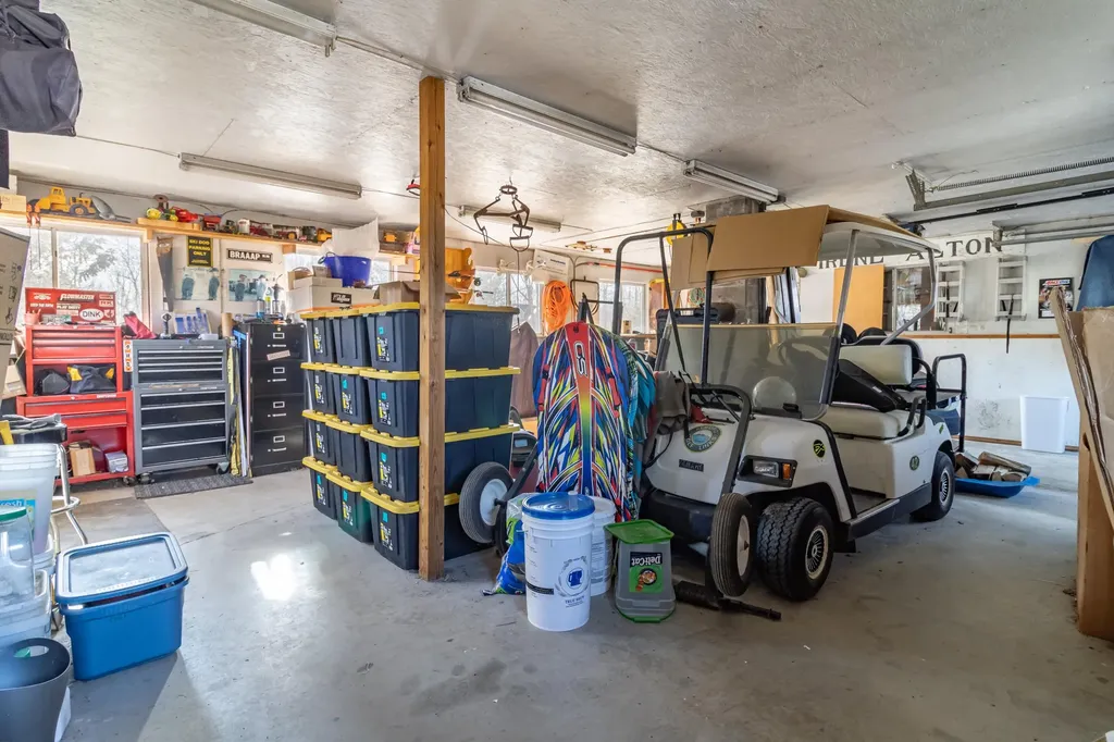 579 Western Avenue Hampden ME 04444
