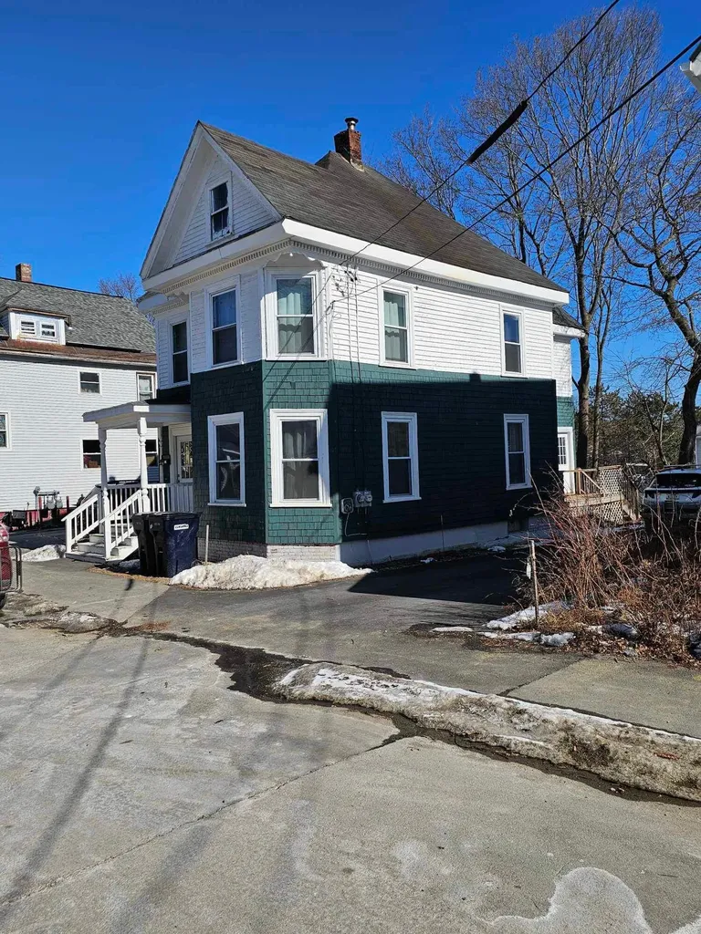 17 Fruit Street Bangor ME 04401