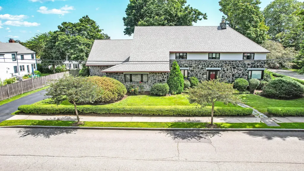 133 Clifton Street Portland ME 04103