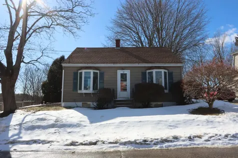 36 Irwin Street Lewiston ME 04240