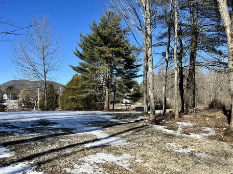 624 Rockland Street Rockport ME 04856