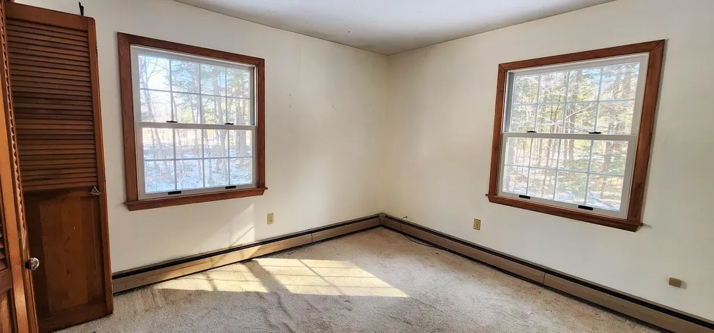 38 Monroe Road Hampden ME 04444
