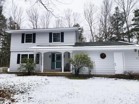 38 Monroe Road Hampden ME 04444