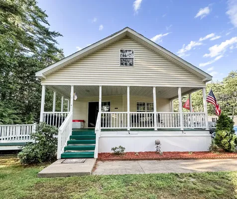 5 Liberty Drive Standish ME 04084