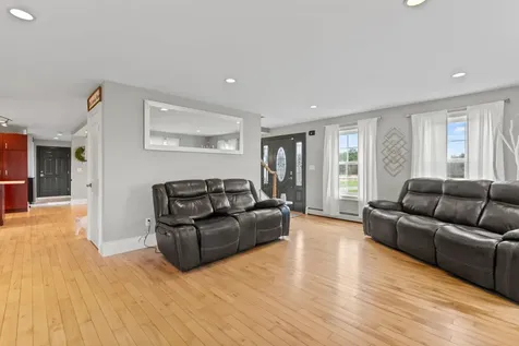 36 Curtis Farm Road Buxton ME 04093