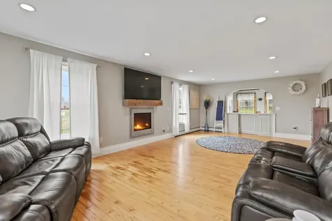 36 Curtis Farm Road Buxton ME 04093