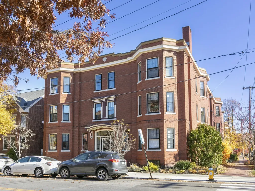 199 Vaughan Street Portland ME 04102