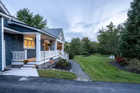 17 Lilac Lane Yarmouth ME 04096