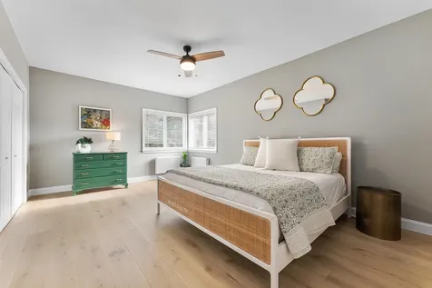 17 Lilac Lane Yarmouth ME 04096