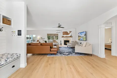 17 Lilac Lane Yarmouth ME 04096
