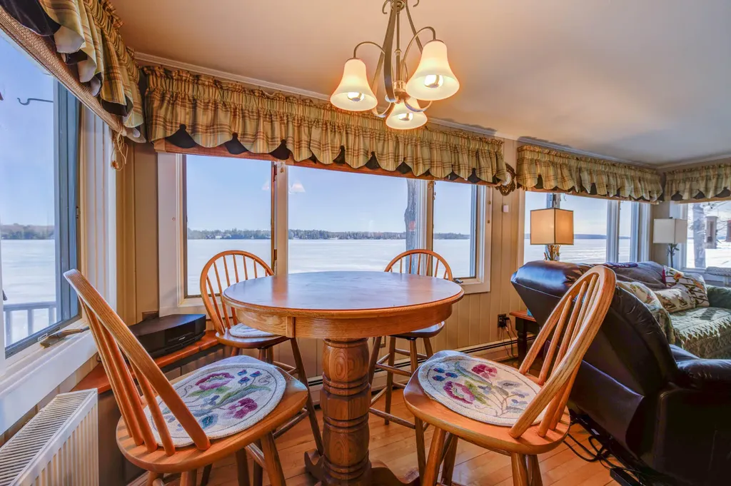 18 Kayak Lane Belgrade ME 04917