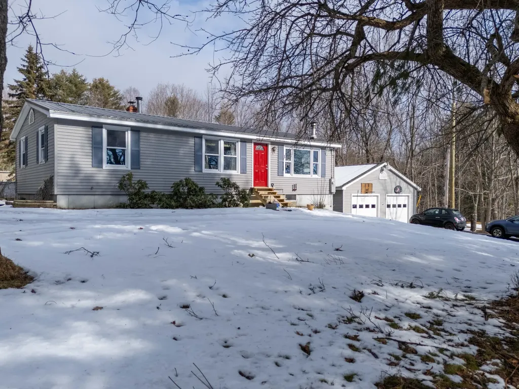 105 Costello Road Gardiner ME 04345