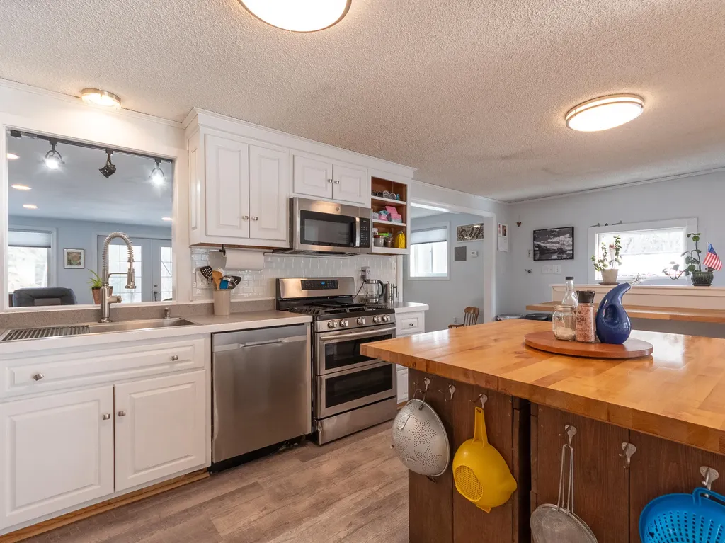 105 Costello Road Gardiner ME 04345
