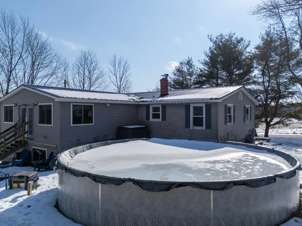 105 Costello Road Gardiner ME 04345