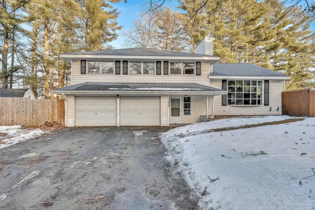 1088 Waterville Road Skowhegan ME 04976