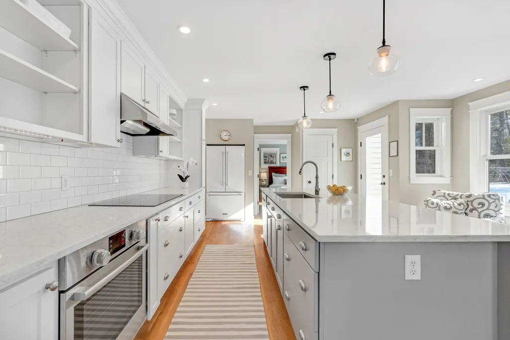 35 North Trail Brunswick ME 04011