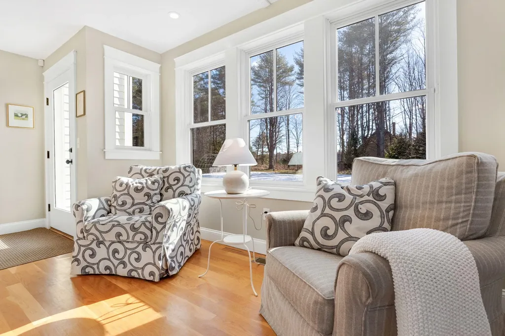 35 North Trail Brunswick ME 04011
