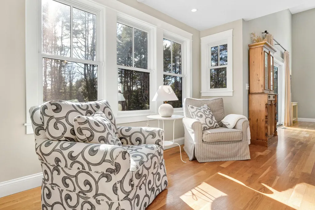 35 North Trail Brunswick ME 04011