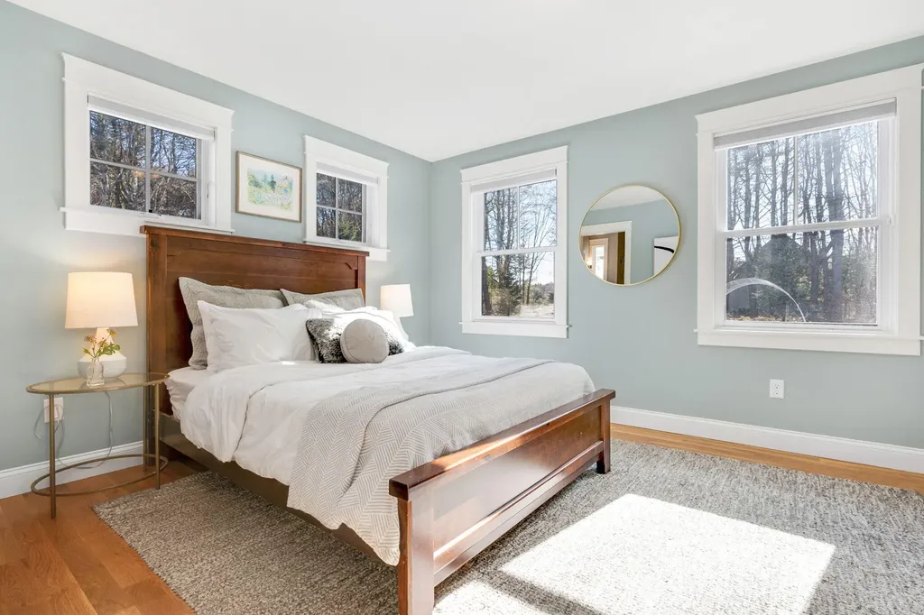 35 North Trail Brunswick ME 04011
