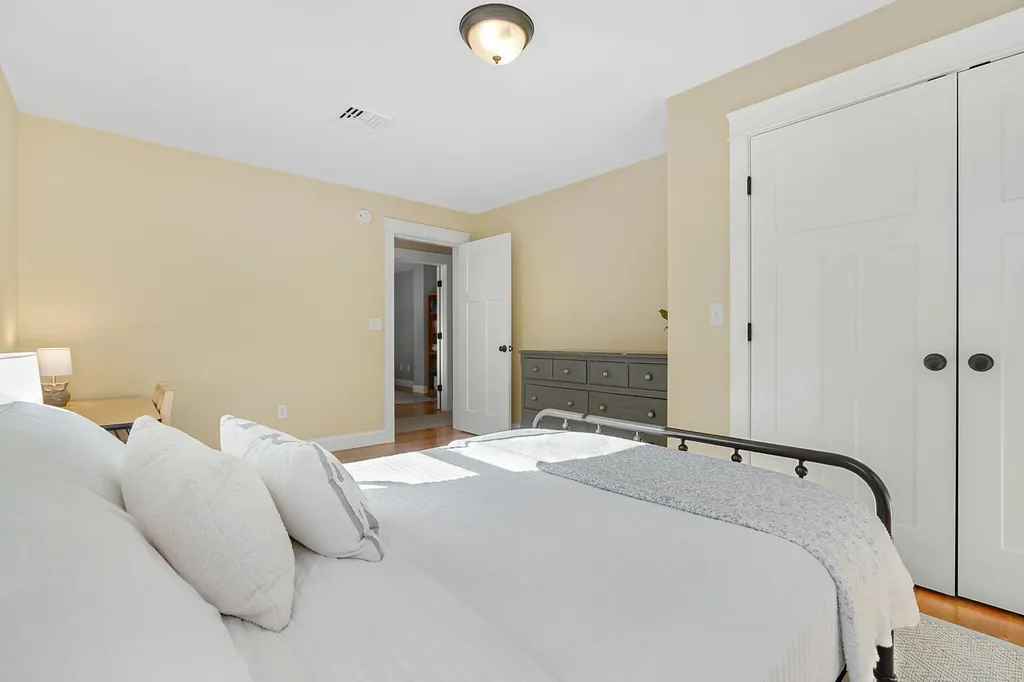 35 North Trail Brunswick ME 04011