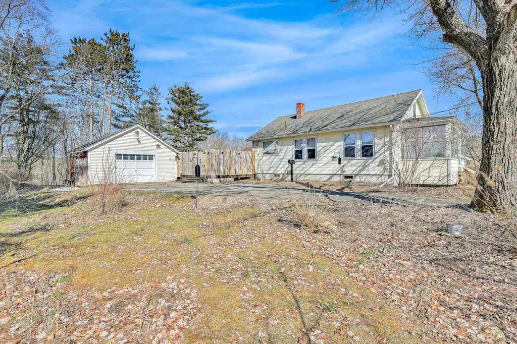 48 Central Avenue Waterville ME 04901