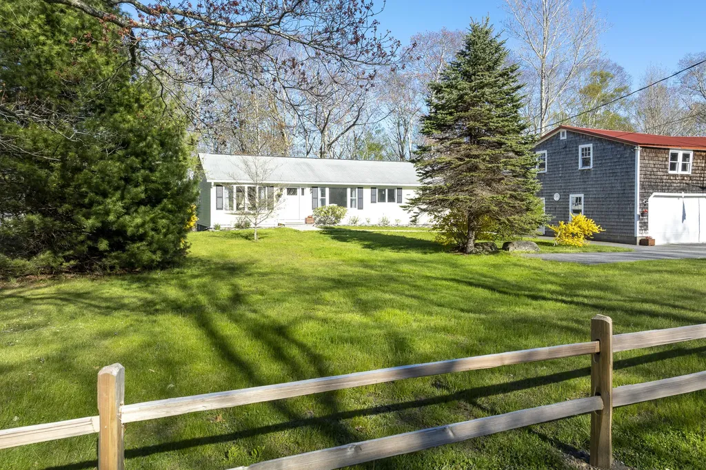 622 Ocean Point Road Boothbay ME 04544