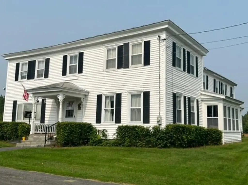 418 Main Street Vassalboro ME 04989