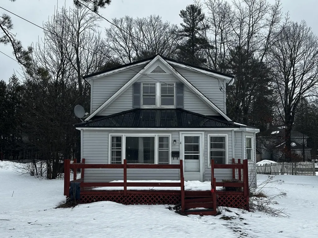 4 Holland Street Houlton ME 04730