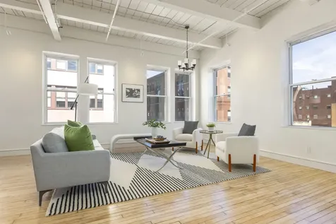 44 Oak Street Portland ME 04101