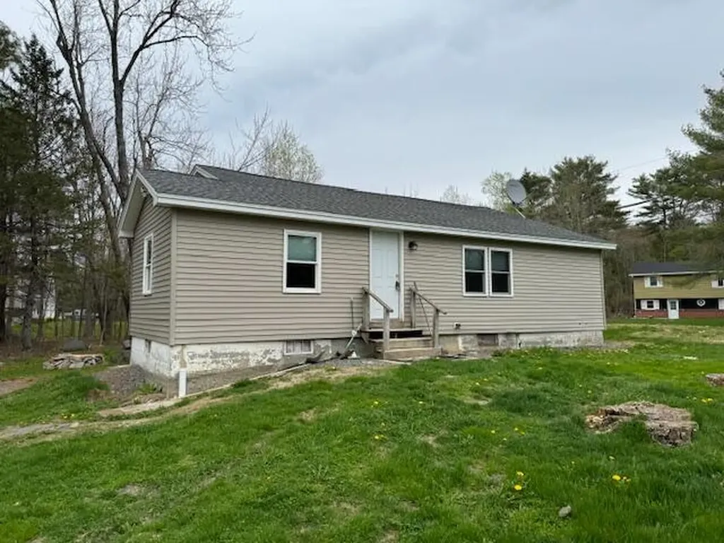 24 Snows Corner Road Orrington ME 04474