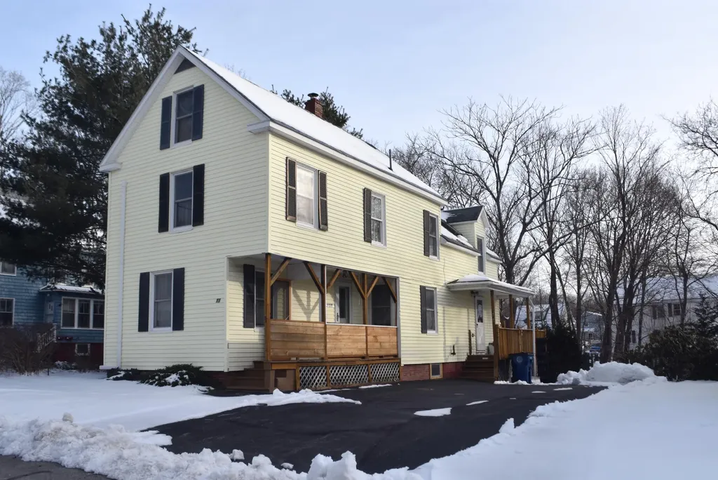 77 King Street Westbrook ME 04092