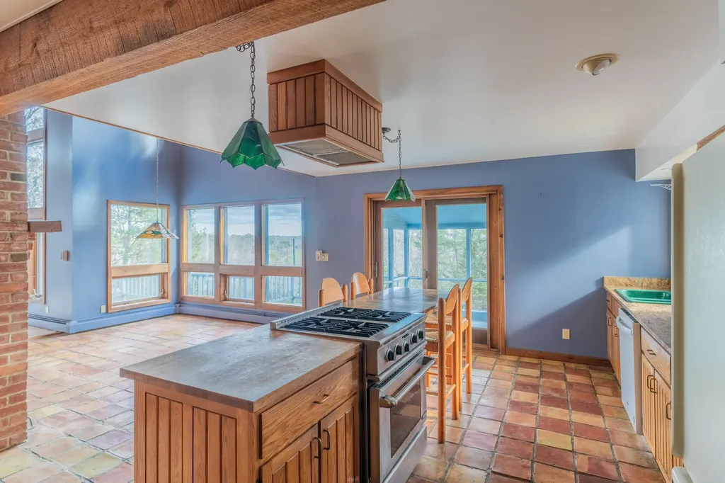 72 Old Ferry Road Phippsburg ME 04562