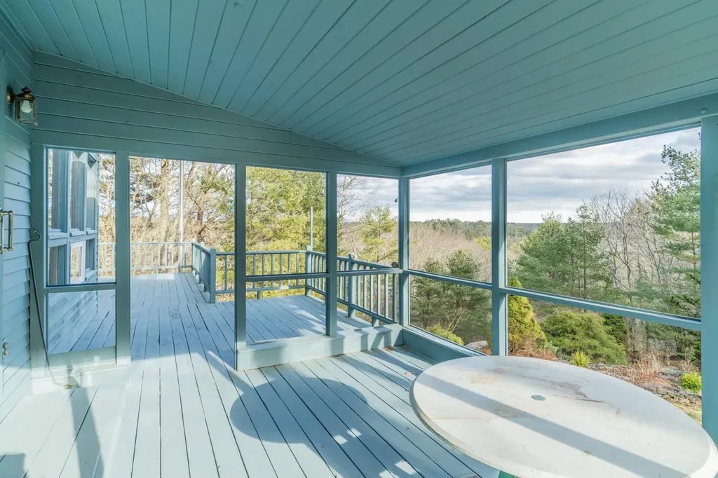 72 Old Ferry Road Phippsburg ME 04562