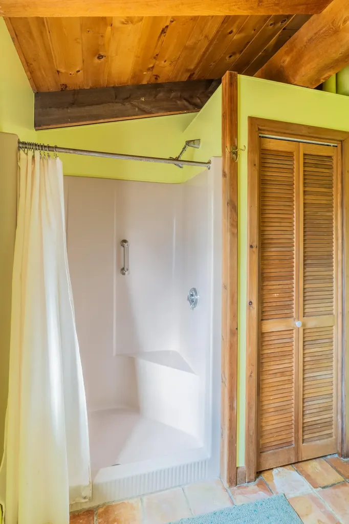 72 Old Ferry Road Phippsburg ME 04562
